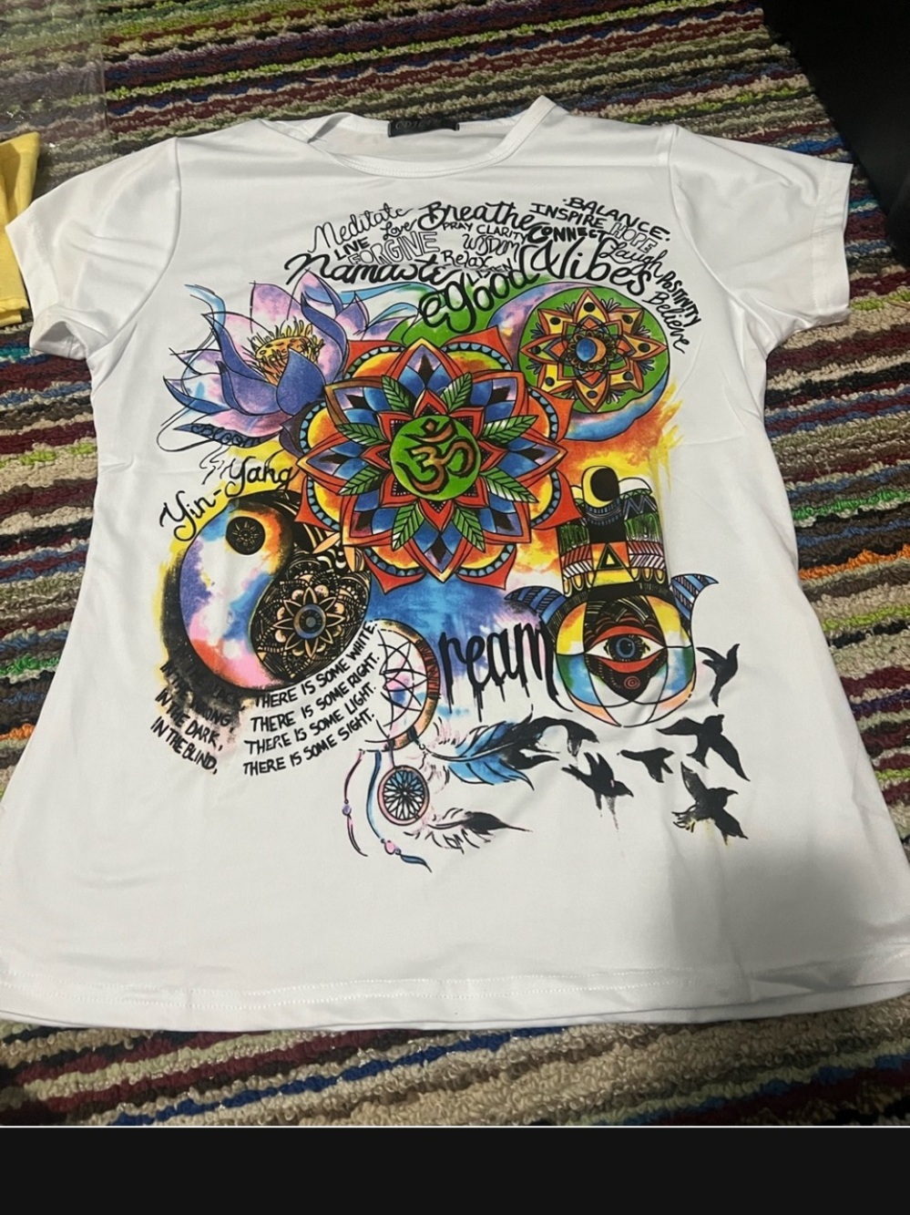 Very cute short sleeve t shirt. L pick which one u want.